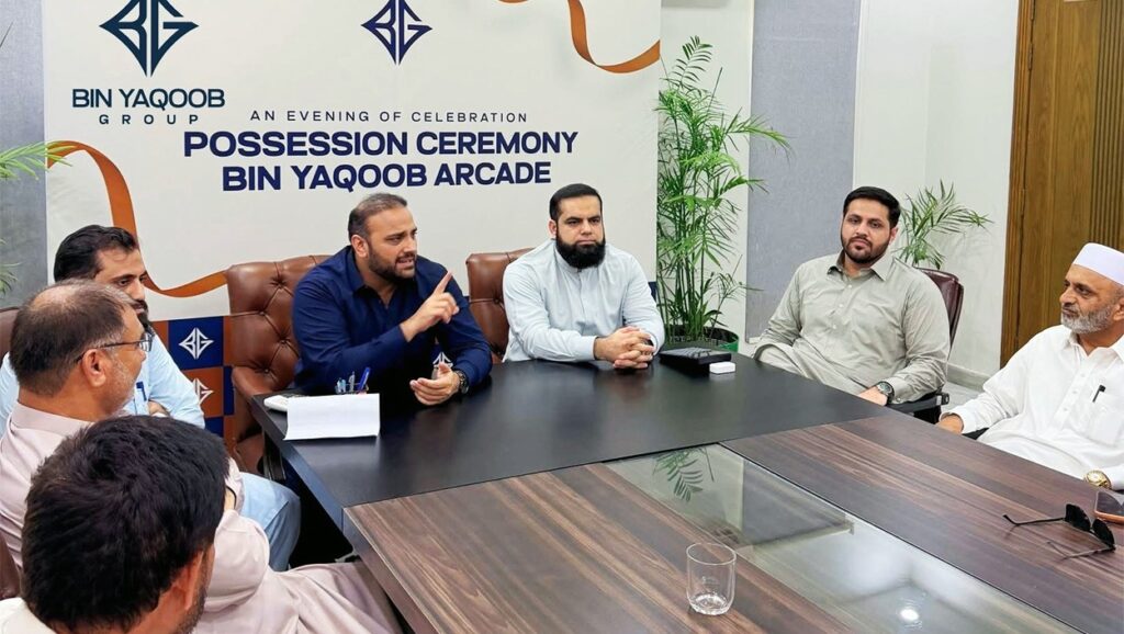 Bin Yaqoob Arcade retail owners receive keys at possession ceremony